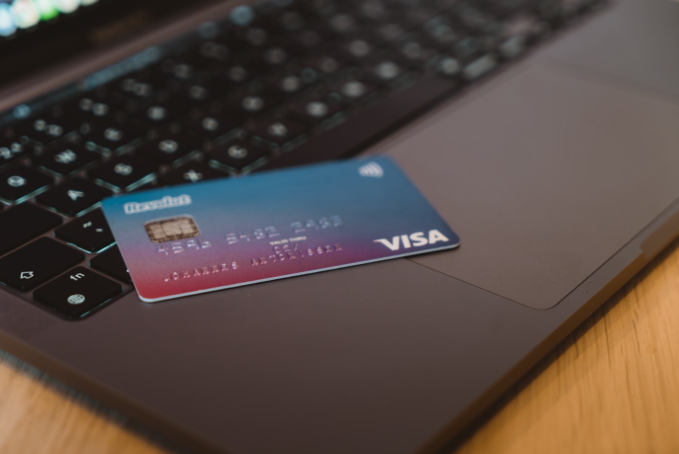 Best bank accounts for expats in the Netherlands in 2026 (compared)
